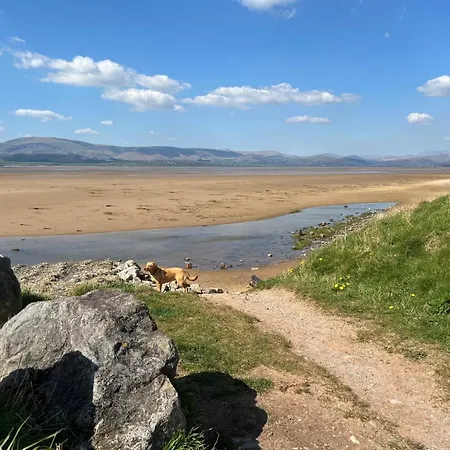 Сasa de vacaciones 5 Bed In Askam-in-furness 89226 *
