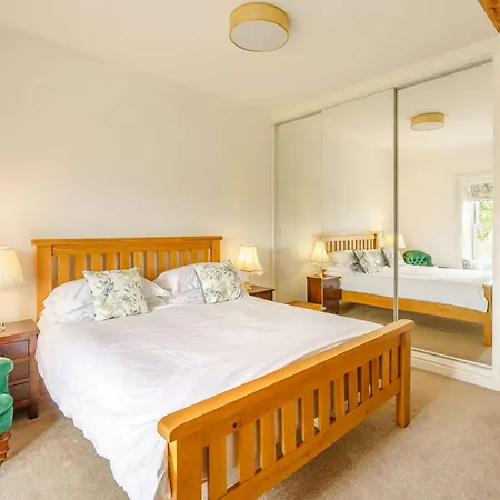 5 Bed In Askam-in-furness 89226 Сasa de vacaciones *