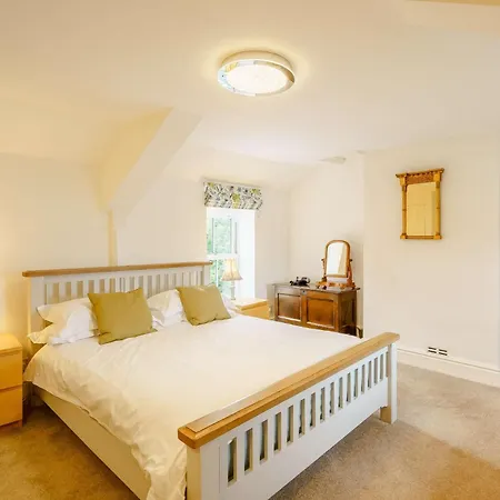 Tatil Evi 5 Bed In Askam-in-furness 89226 *