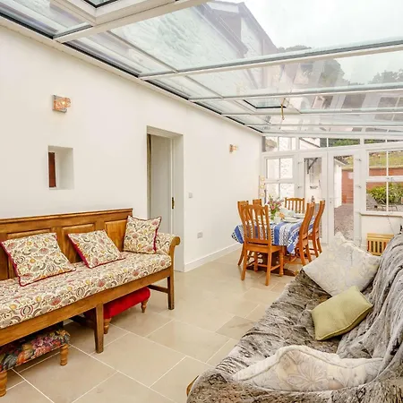 5 Bed In Askam-in-furness Oc-89226 Semesterbostad