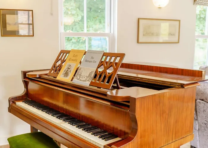 5 Bed In Askam-in-furness Oc-89226