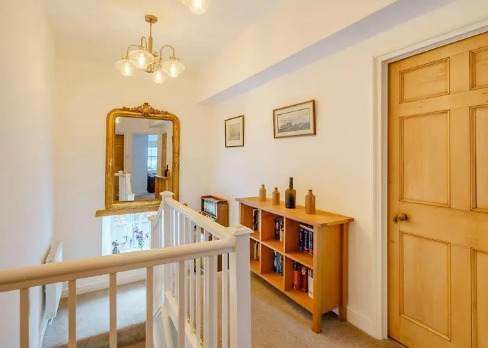 5 Bed In Askam-in-furness Oc-89226