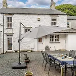 5 Bed In Askam-in-furness Oc-89226 펜션