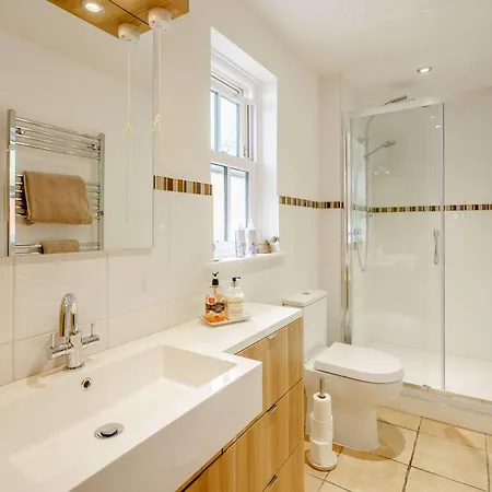 5 Bed In Askam-in-furness 89226 Vakantiehuis