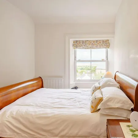 5 Bed In Askam-in-furness Oc-89226 * Ireleth